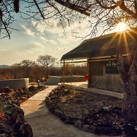 Zuricamp - Tent Zahir Цумеб Экстерьер фото